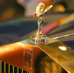 Photo of Rolls Royce by Joe Darams on Unsplash